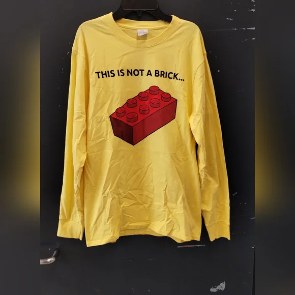 •Lego T Shirt TShirt Tee Brick Yellow Long Sleeve Legoland  - Picture 2 of 12